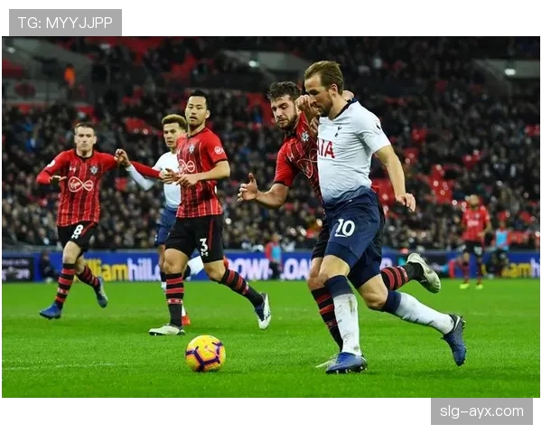 奥纳丘状态回暖，助南安普顿延续连胜势头