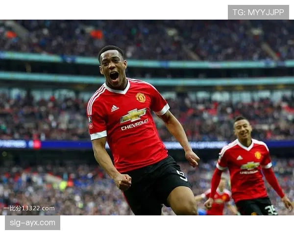 摩根·罗杰斯状态回暖，英超新星持续提升引发关注